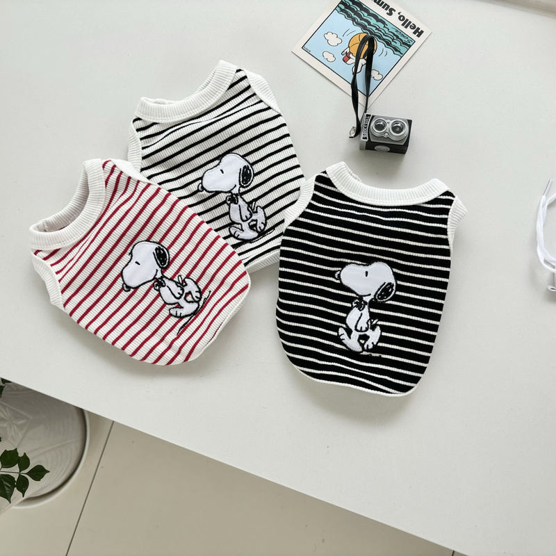Pet Striped Vest with Snoopy Embroidery, Exquisite and Versatile for Cats and Dogs, Bichon Frise, Teddy Texture Vest Pet Striped Vest with Snoopy Embroidery, Exquisite and Versatile for Cats and Dogs, Bichon Frise, Teddy Texture Vest