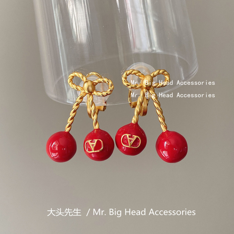 Yang Zi Style Bowknot Burgundy Cherry Painless Ear Clips, Feminine, High-End, Christmas Retro Non-Pierced Earrings
