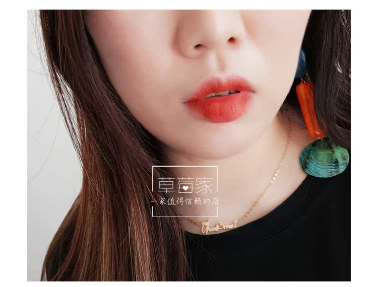 Hai trừ 10 nhân dân tệ! Một thỏi son lớn tiền cô thích amelie yêu son môi màu mật ong son màu đỏ lạnh