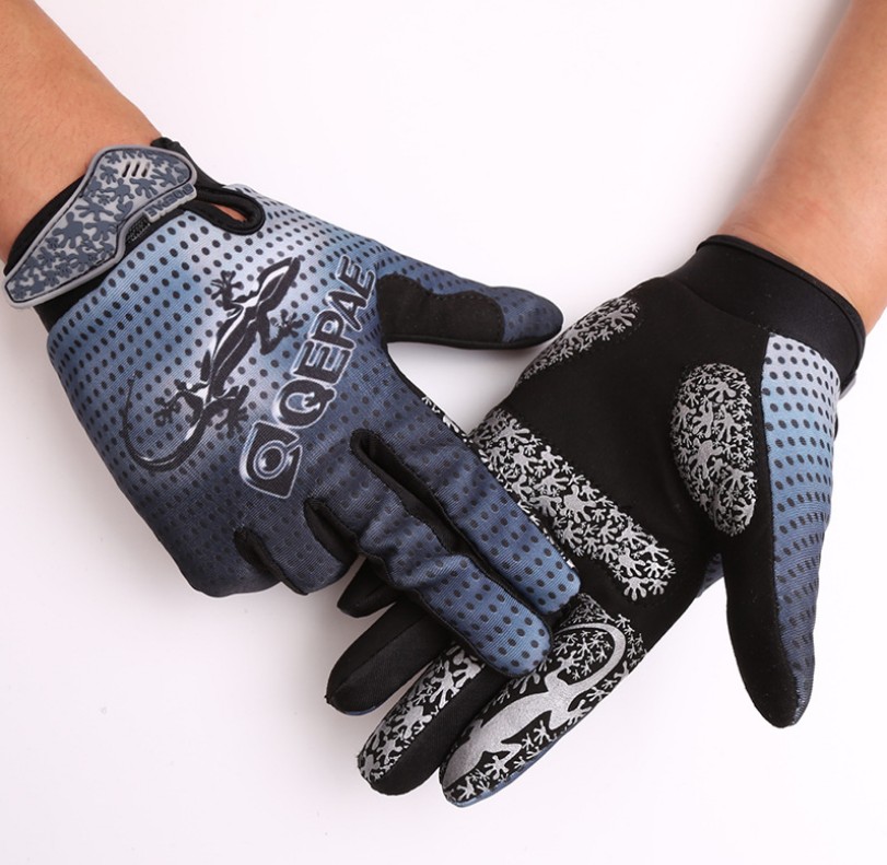 Chipper gloves with 7512 lizards