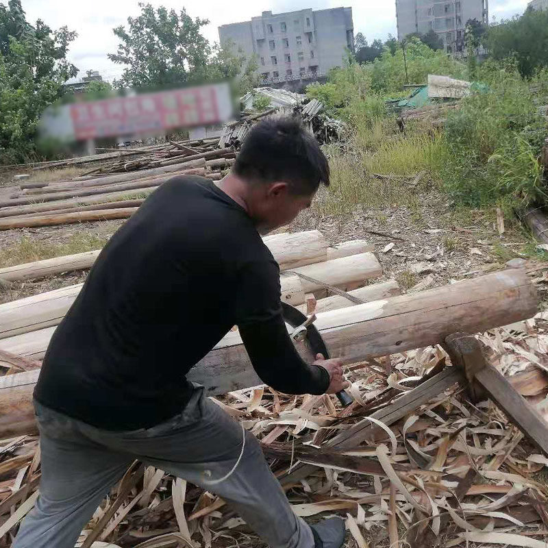 Hand forged and shaved peeling bark knife moon-shaped bent knife peeling knife bent-shaped cutting knife hands woodworking with scraping knife