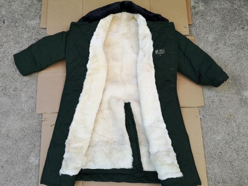 2 colors chill area fur coat and cold royal lamb leather big coat leather hair.