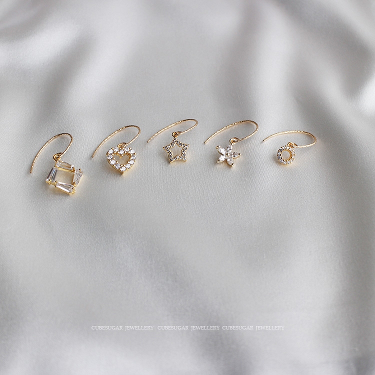 Beauty Patterns Ear Hook Second Period American 14k Bag Gold Bright Shiny Shtick Pendant Earrings Series