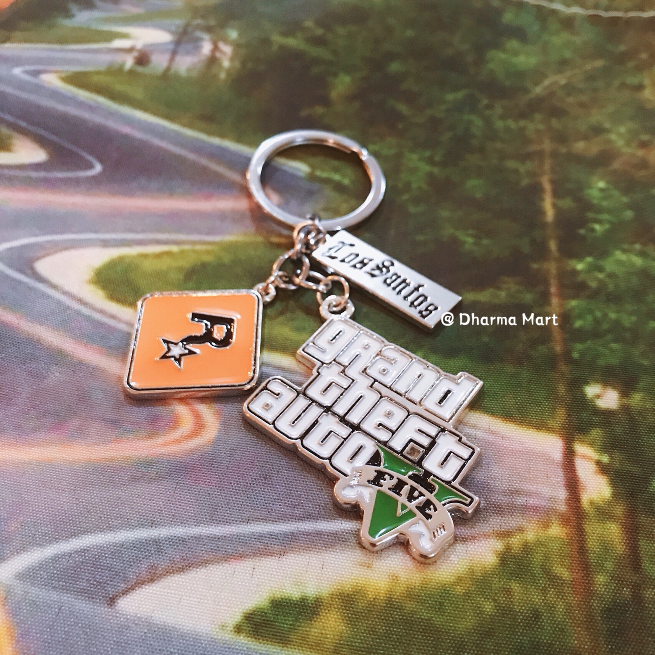 The Grand Theft Auto Key Buttoned Crosswalk 5GTA5 Key Circle Dress Pendant