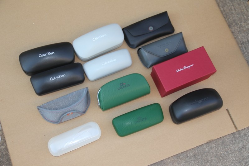 All kinds of big brand genuine brand new original glasses case