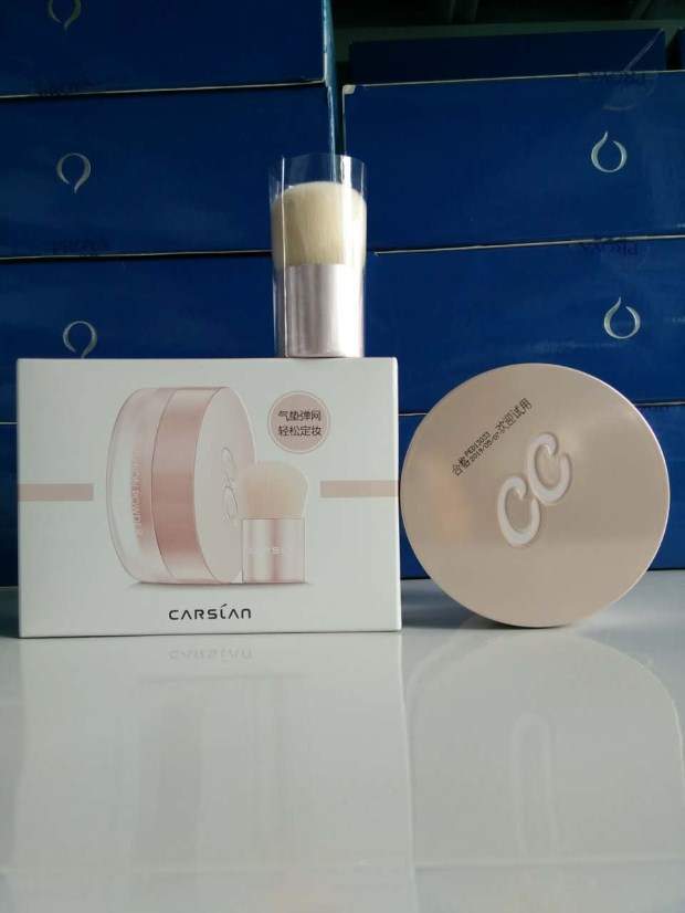 Kazi Lan ốc sên điều hòa đệm mật ong bột lỏng CC mật ong che khuyết điểm kiểm soát dầu thiết lập sản phẩm mới được liệt kê chính hãng - Quyền lực phấn nén mac