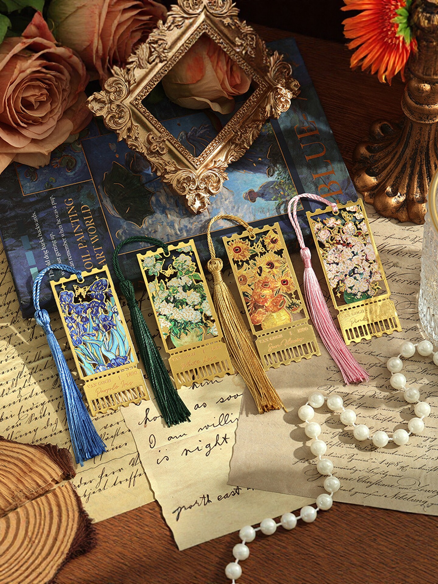 Yujian Eslite Liuguang Impression Series Retro Famous Painting Metal Bookmark Oil Painting Flower Hollow Tassel Bookmark