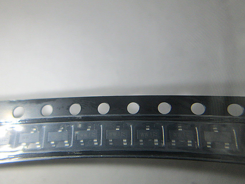 Pattern Triode BAT54S SOT23 30V 200MA Quality Guarantee 100 Yuan