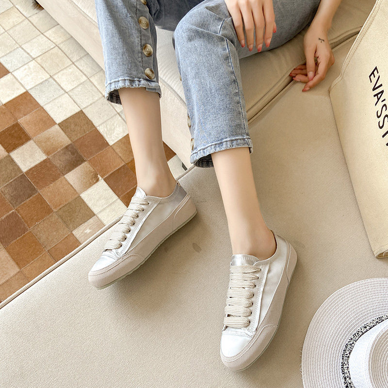 Spanish niche shoes women's 2022 new satin white shoes leather casual soft bottom flat shoes dirty shoes single shoes