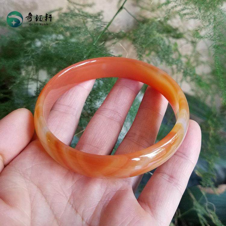 (Qi Yuxuan) Red Agate Red and White Agate Bracelet
