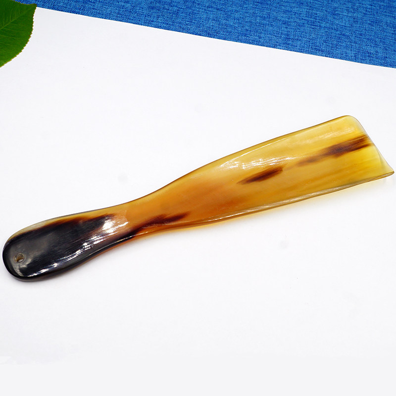 Environmentally friendly natural yak horn shoehorn long handle shoe lifter wear shoe artifact portable home wear-resistant household elders