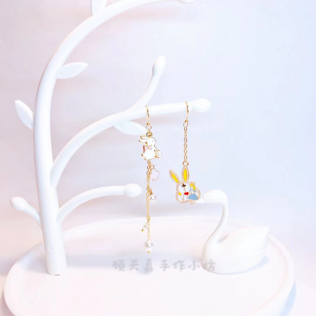 Dreamland Rabbit Gu Naïve Homemade Alice Dreamscape Adorable Earrings 925 Pure Silver Ear Hook Earrings Can Change Mosquito Coil Ear Clip