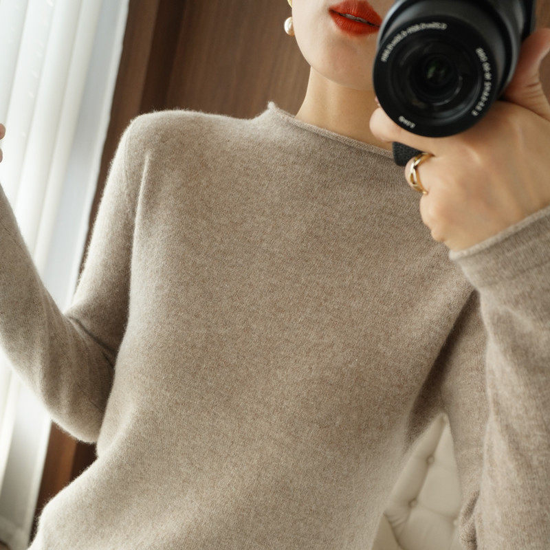 In 2022, the new sweater sweater in autumn and winter with thick knitted blouse in the body
