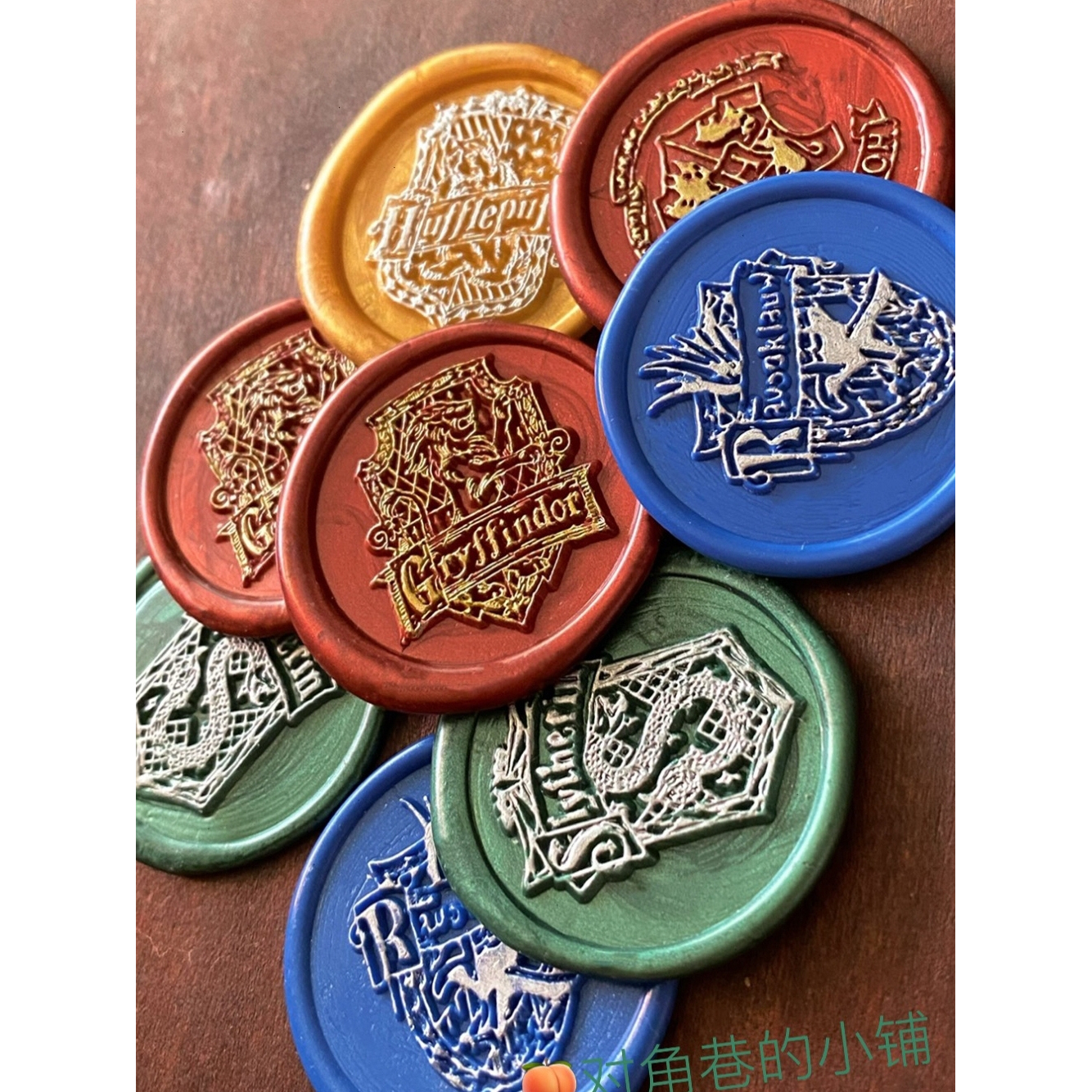 旧蔵老號典當 封印四條屏 名家 仇英 氏の書卷绘、羊革包み卷绘封箱 未開封保証 旧蔵老號典當 封印四條屏 名家 仇英 氏の書卷绘、羊革包み卷绘封