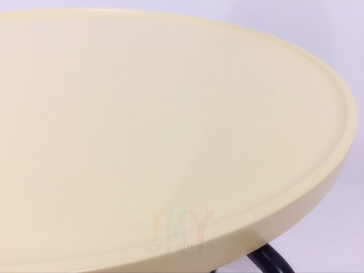 Bàn cà phê hiện đại đơn giản kết hợp bàn tròn căn hộ nhỏ phòng khách phong cách Bắc Âu lưu trữ đồ nội thất bằng sắt rèn tròn sofa bên - Bàn trà bàn trà gỗ