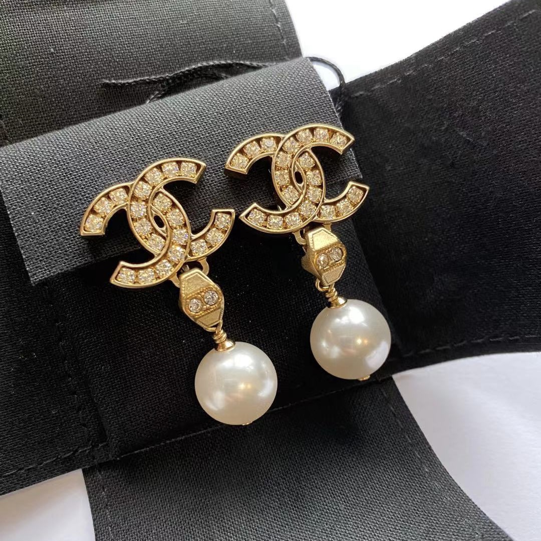 To pay * bean 6 UK small bunk *CHANEL Chanel earrings ear-ear clip brooch with no deback
