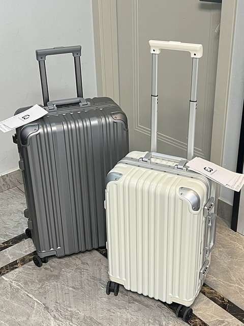 Foreign trade hinomoto universal wheel aluminum frame suitcase customs lock password travel box boarding box trendy bag