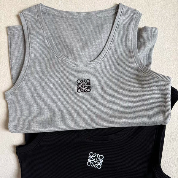2026 New Style Sleeveless High-End Gray Ribbed White Camisole Women's Inner Wear Summer Outerwear 2026 New Style Sleeveless High-End Gray Ribbed White Camisole Women's Inner Wear Summer Outerwear
