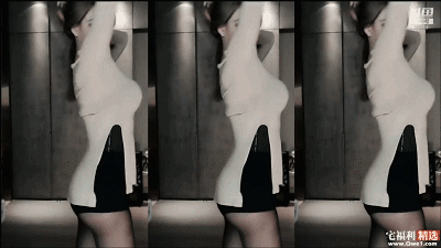 斗鱼女主播-米娜(minana呀)03:灯光昏暗,丰乳黑丝,这满满的肉欲