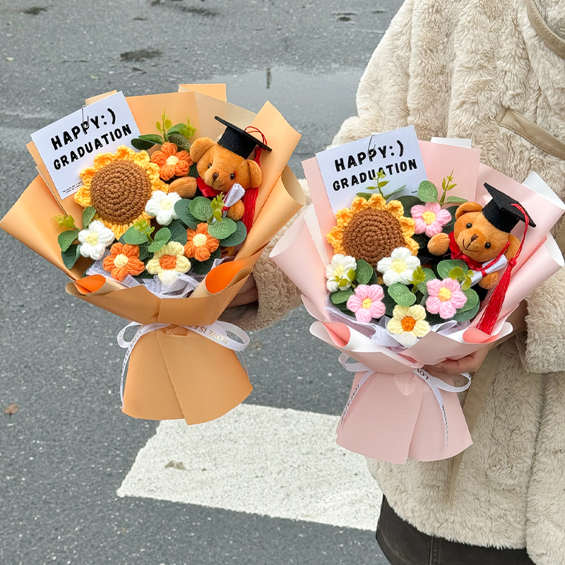 Graduation Gift Creative Finished Product Knitted Yarn Sunflower Doctor Bear Bouquet for 18Th Birthday Gift for Female Classmates