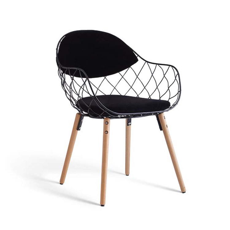 Nordic Dining Chair Designer Flowers Basket Chair Modern Leaning Back Chair Armrest Single Sofa Chair Creative Hollowed-out Barbed Wire Chair