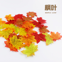 Retro emulated maple leaf Indus leaves to be matched with childrens gourmet gourmet medecine ornaments swing and take a photo shoot