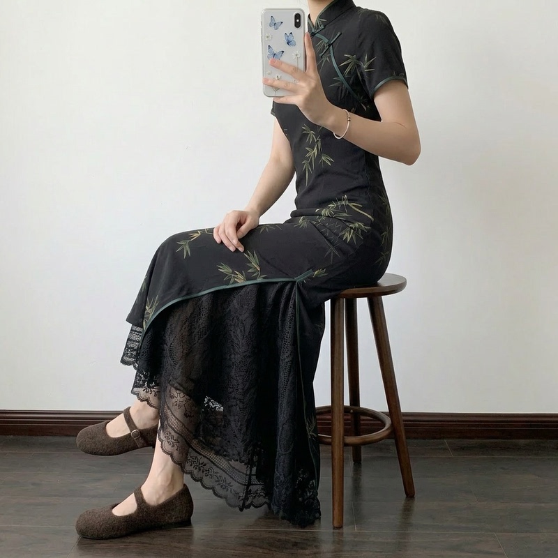 Black Cheongsam with a Hollow Lace Petticoat Underneath, Layered with a White Skirt, French Retro Style, Slimming and Flared Skirt