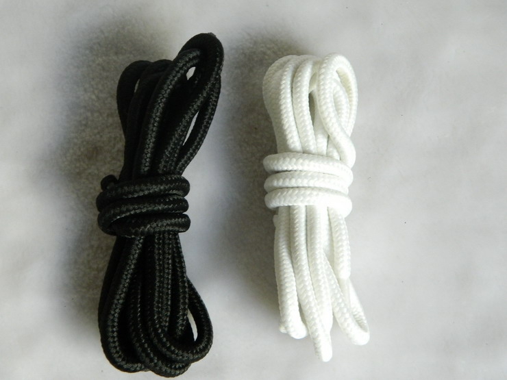 Mở rộng cực gốc giày làm việc ren 5.5 MÉT trắng nylon vòng ren nylon hai màu ren dây giày converse
