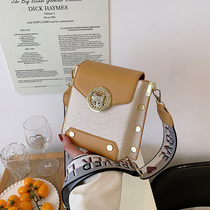 Spring and summer net red and small crowdsourcing package women 2022 new fashion single shoulder bag texture 100 hitch satchel with small square bag