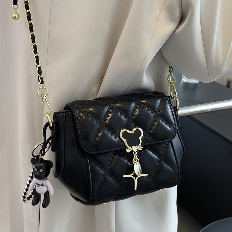 High-End Quilted Chain Small Bag for Women 2026 New Trendy Popular Versatile Crossbody Bag for Women ins High-End Quilted Chain Small Bag for Women 2026 New Trendy Popular Versatile Crossbody Bag for Women ins