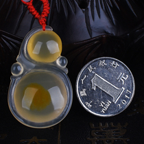 Natural Huanglong Yufu in front of the pendant