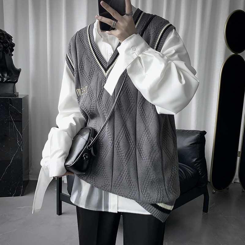 Couple vest sweater vest men's Korean version trendy relaxation college windy vest men's autumn and winter sleeveless jersey men