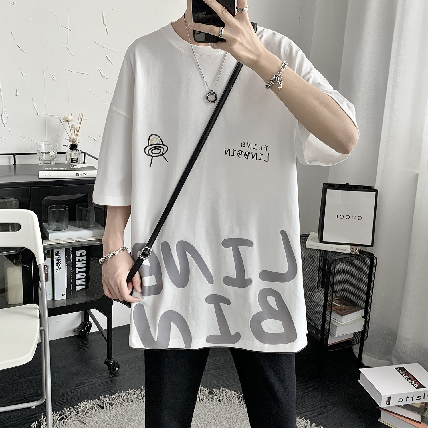 2021 Summer short sleeves T-shirt male tide Billboard ins overfire port Wind round collar loose 100 lap dresses male trend blouses