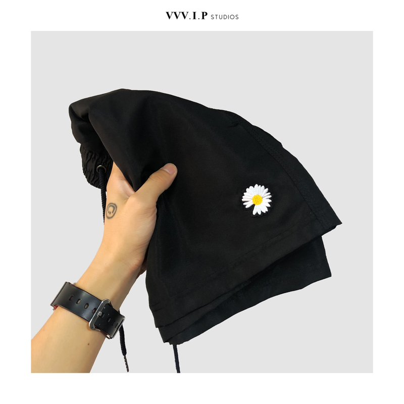 Pmo Little Daisy Embroidered Shorts G-Dragon Gd Same Style ins Beach Shorts Short Sleeve Unisex Loose Couple Casual Pants