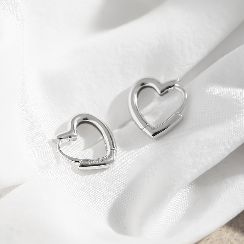 MICKY love ear buckle s925 sterling silver earrings Female temperament Korean personality wild high-end sense niche simple net red