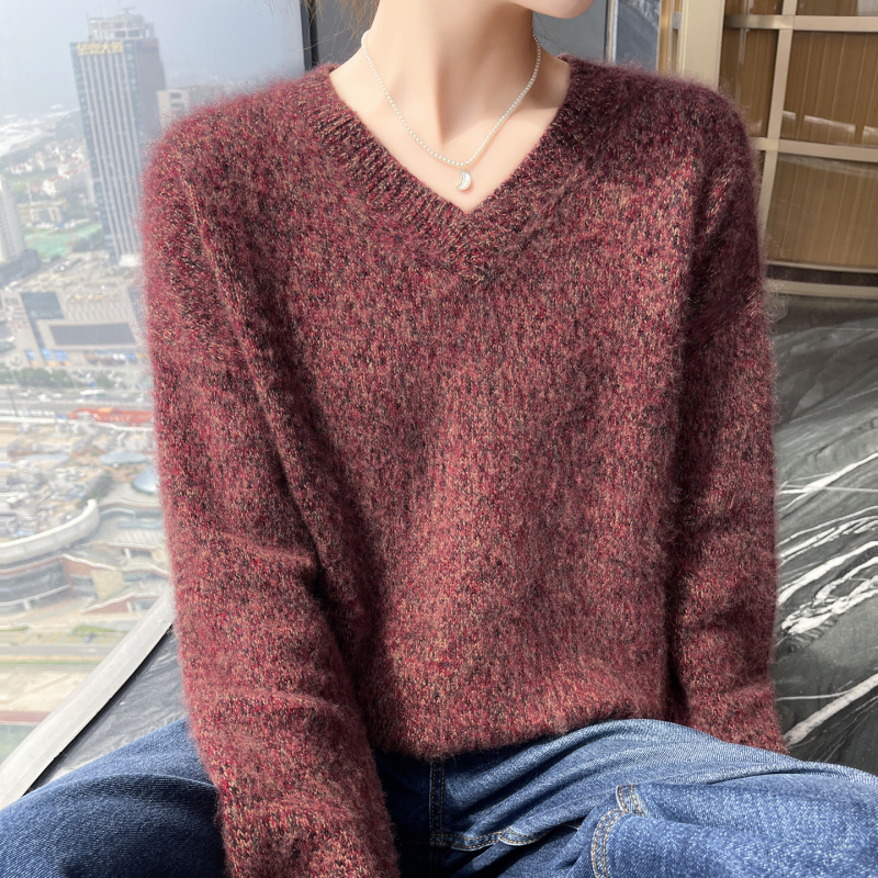 Heavyweight Lazy Style V-Neck Thickened Cashmere Sweater for Women, Loose and Warm, New Stylish Knit Sweater
