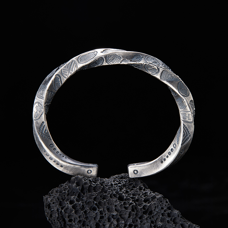 Mobius Strip [Jiyan-Viking Battle Bracelet] Bracelet for Men, Vintage Versatile Silver Bracelet for Good Luck and Safety