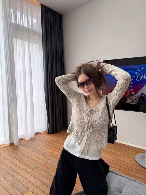 Zhang Ke'Er Oker Genuine 2026 Autumn New Sweet Casual Imported Floral Yarn Tie Cardigan A1141