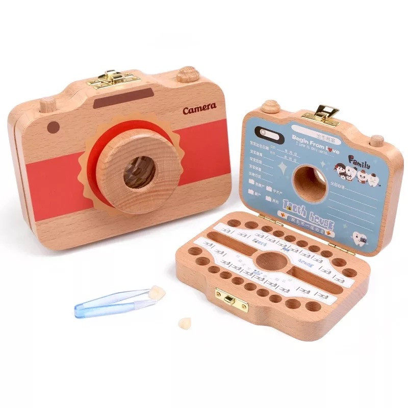 Ins nordic wind baby deciduous teeth commemorative box wooden simulation camera children's teeth collection box storage box tooth house