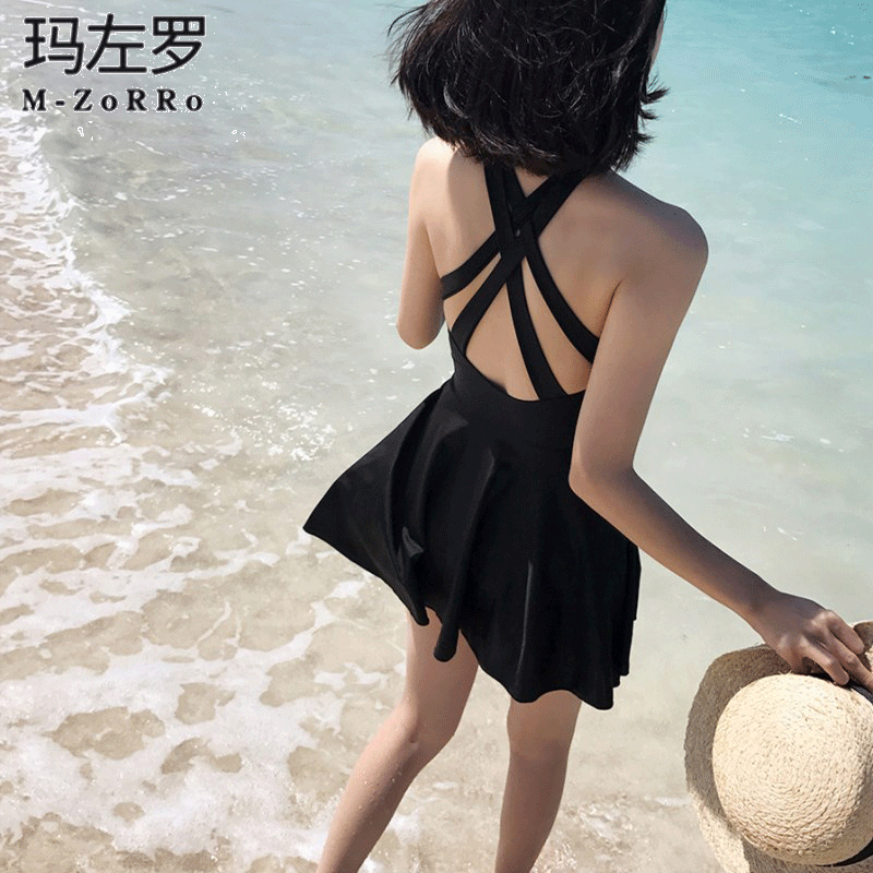 Even body swimsuit women's summer 2022 new seaside cover fashion conservative small breasts big size covered with fat and fat little sister