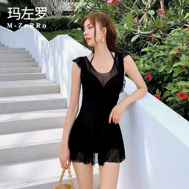 Swimsuit 2022 New Chater Slim Hot Springs Bath women South Korea Ins Wind Black Short sleeves Ocean Dresses
