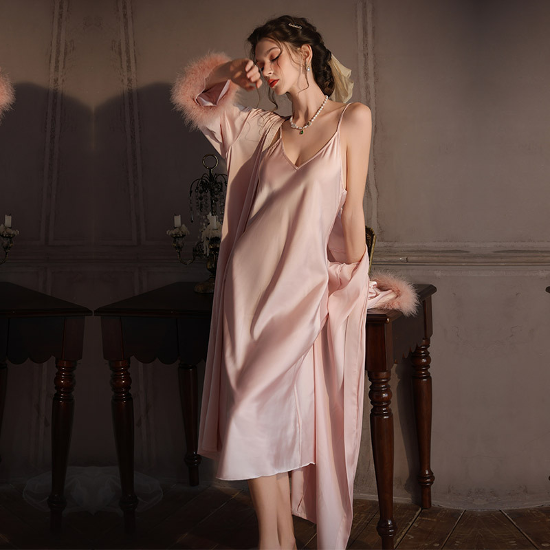 Spring and Summer Style Gift Box Set for Best Friends: High-End Ice Silk Pajamas with Feather Sleeves, Elegant Ostrich Feather Long-Sleeve Loungewear