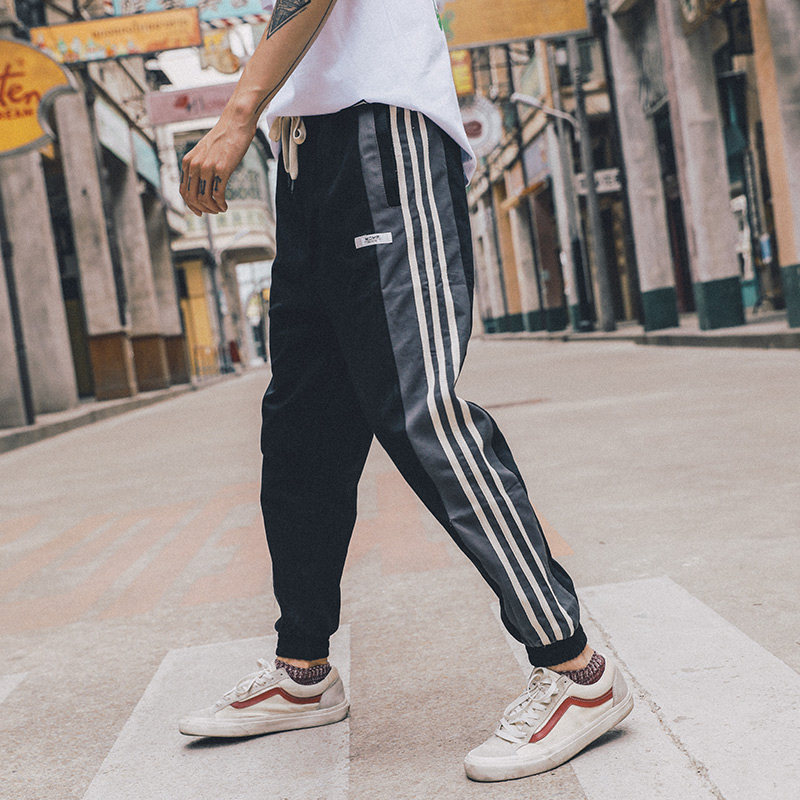 Boys Harajuku style pants Korean version of the trend students nine points slim small feet sports casual pants tide brand bundle feet all-match