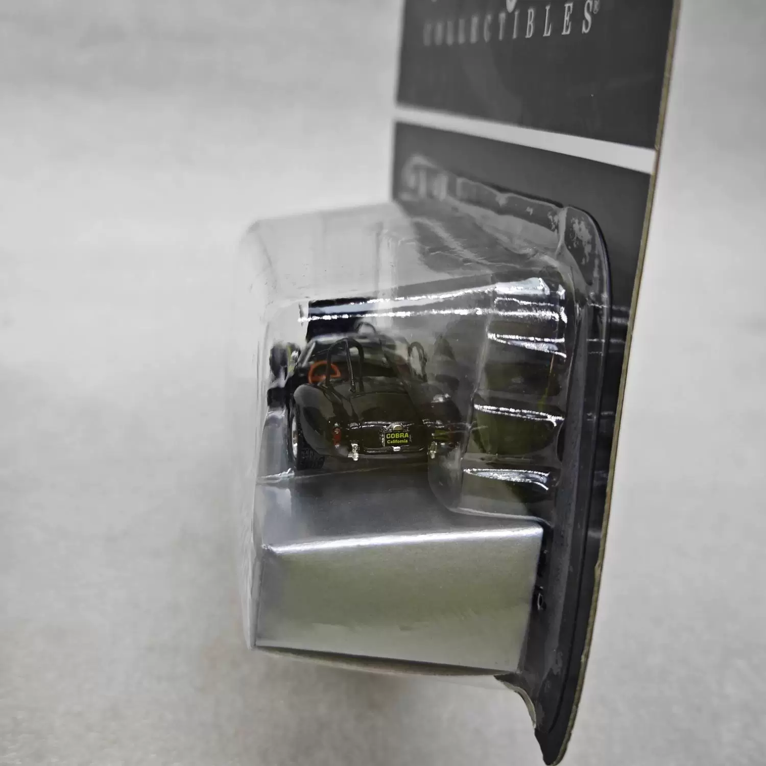 ACME 1:64 SHELBY COBRA Shelby Cobra 427 S/C Black Collection