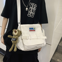 Simple canvas bag female Xia Wenyi style shoulder bag female niche design college student class bag crossbody messenger bag male