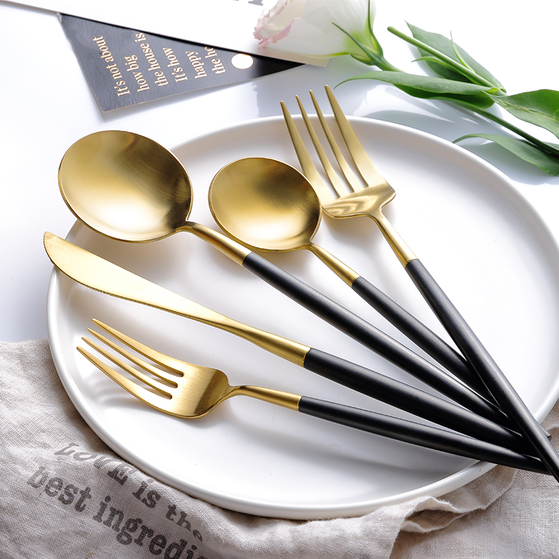 Nordic Black Gold Steak Knife fork Home upscale Western Dining Knife Fork Spoon 23 pieces of netred cutlery Annie