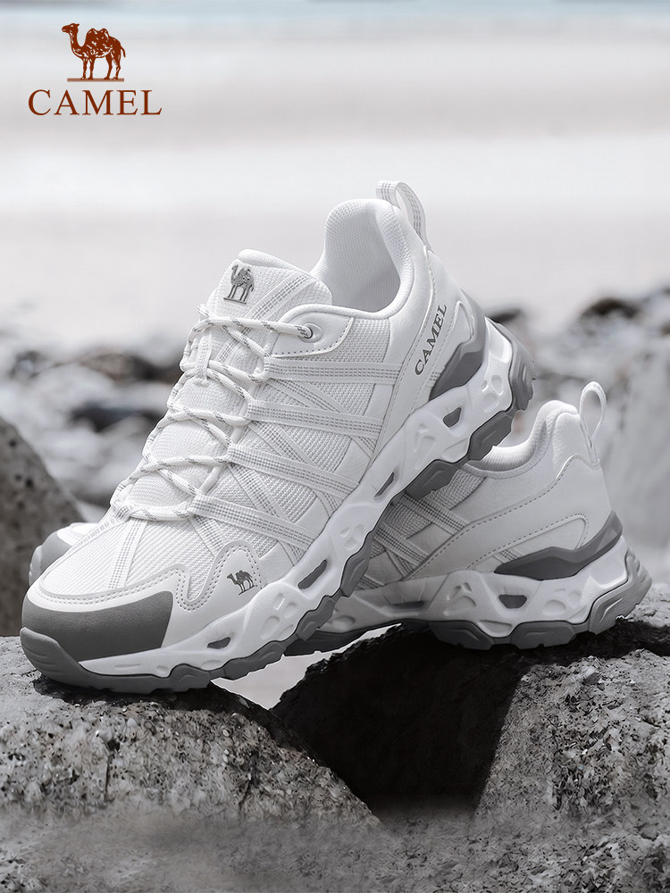 Camel Qingyan Outdoor Hiking Shoes Men's Shoes 2026 New Autumn Breathable Lightweight Non-Slip Trekking Sneakers Women's