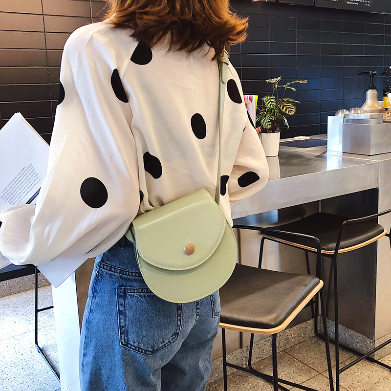 (Send Sachet) Spring new 2022 bag female student ins Korean version of the wild shoulder bag messenger bag small square bag