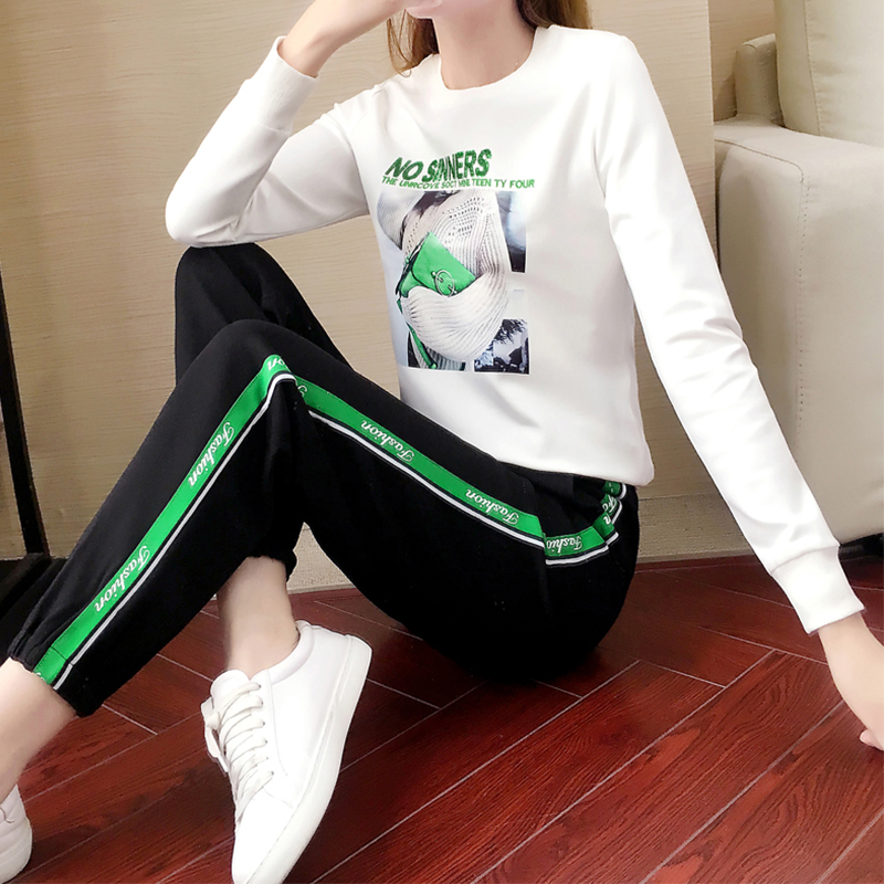 Casual sports suit women's 2022 spring and autumn new Korean version loose fashion beam feet round neck running sweater two-piece set