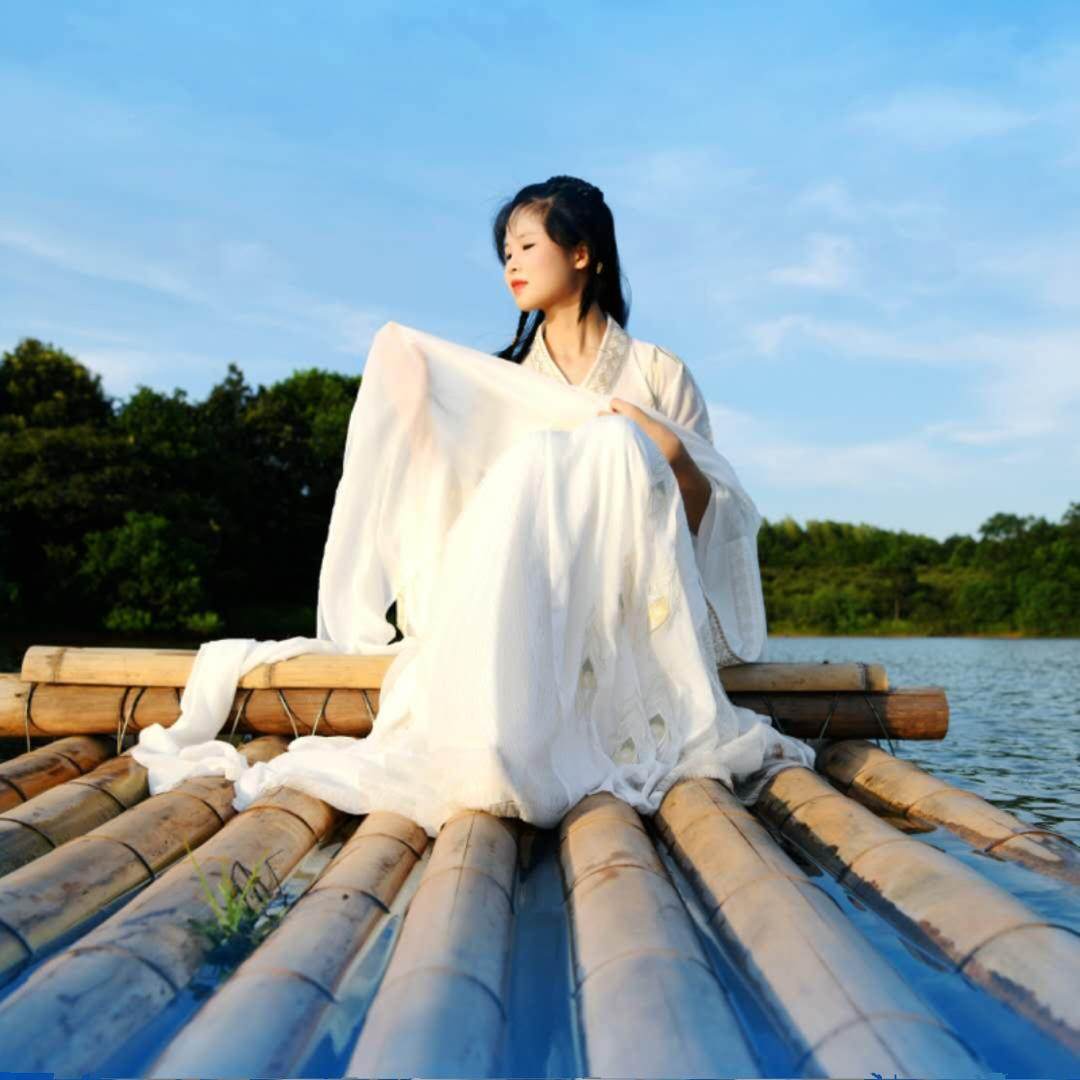 子手汉服汉婚道具出租一站齐的LOGO